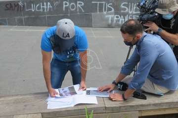 Concentración a las puertas de los juzgados de Telde por una ley antiokupas/TA.